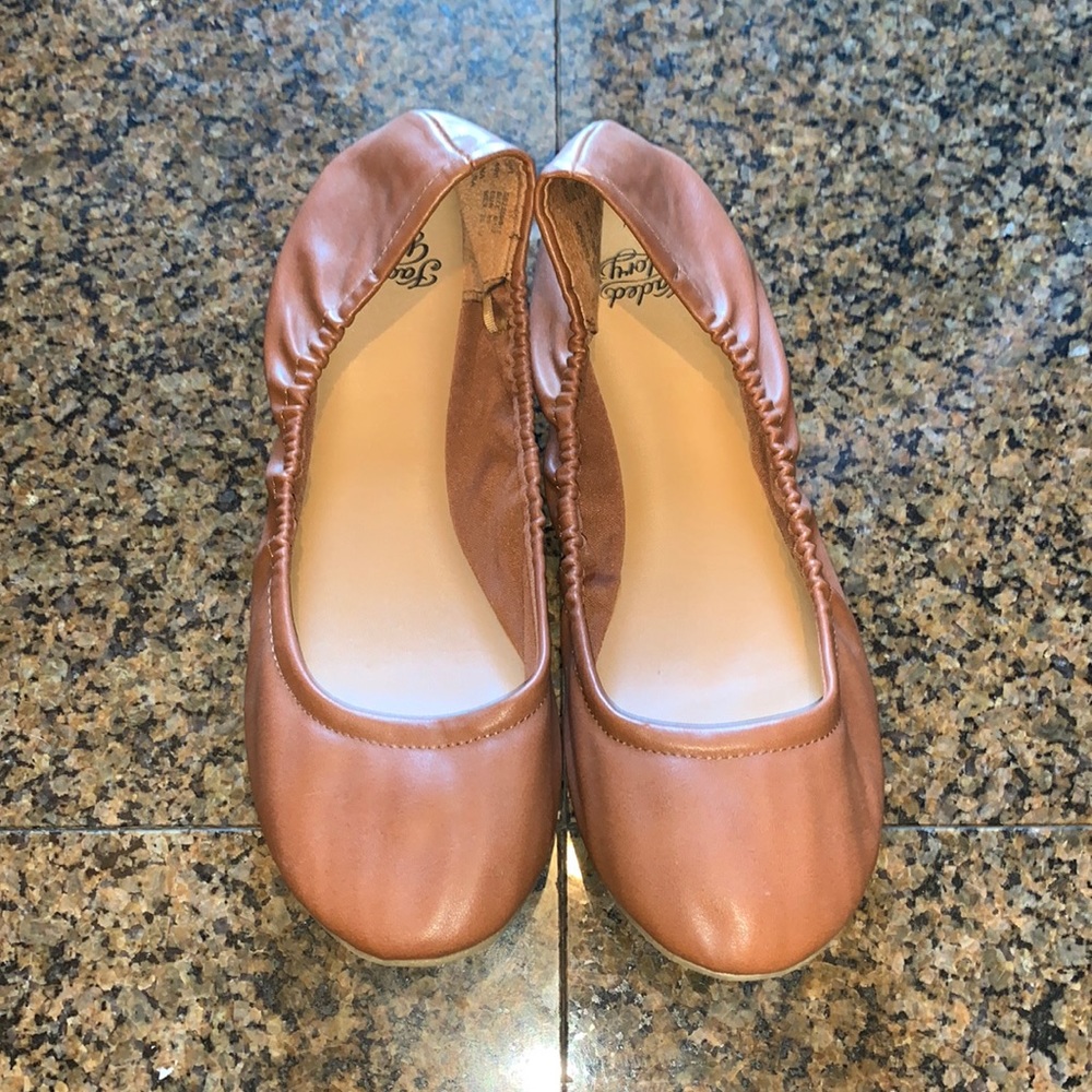 Padded leather flats